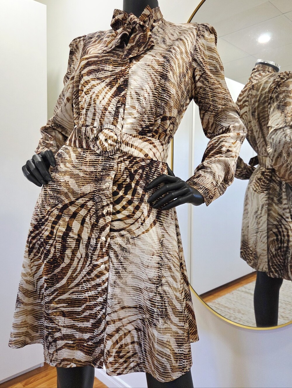 Guess Animal Print Shirt Dress Tie Neck Belted Silk-Like Size Small